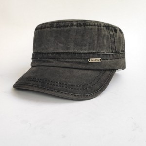 کلاه نظامی سنگشور.jpg