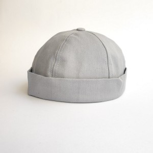 کلاه داکر طوسی.jpg