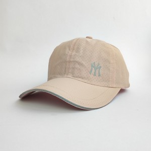 کلاه ورزشی .jpg