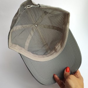 داخل کلاه.jpg