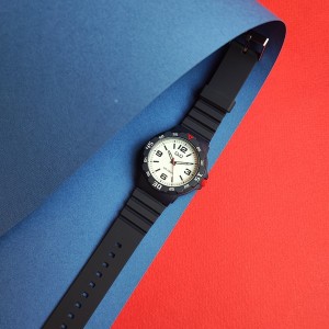 ساعت مچی مردانه کیو اند کیو Q&Q مدل V02A-015VY