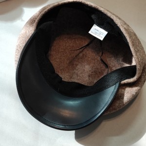 کلاه فرانسوی پشمی نقابدار چرمی.jpg