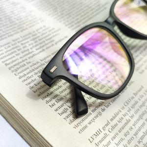 عینک بلوکات ویفرر.jpg