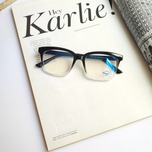 عینک بلوکات مدل ویفرر دورنگ.jpg