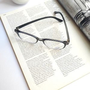 عینک بلوکات نیم‌گرد ظریف.jpg