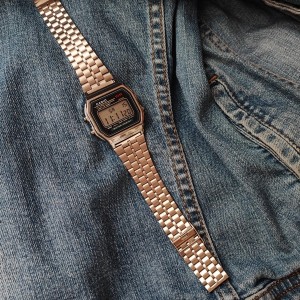 ساعت مچی کاسیو نوستالژی نقره ای ..jpg