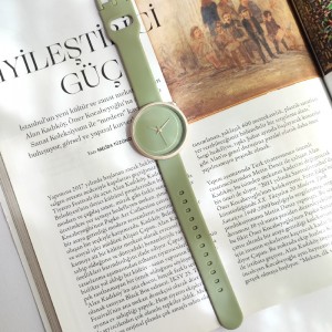 ساعت مچی اسپرت سیلیکونی گرد کوتیک.jpg