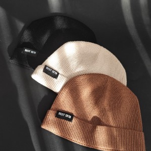 کلاه لئونی بافتنی.jpg