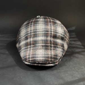 کلاه مردانه باراتا چارخونه.jpg