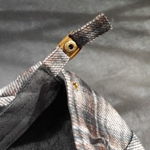 کلاه مردانه باراتا چارخونه.jpg