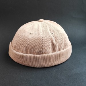 13778کلاه داکر مخمل کبریتی وارداتی 373.jpg