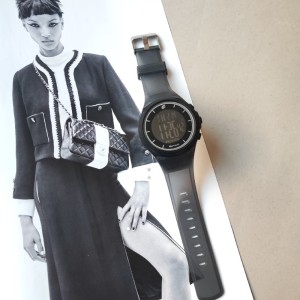 ساعت  دیجیتال ضد آب بنمی با بند شفاف سیلیکونی |