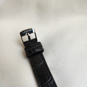 ساعت چرمی زنانه کلاسیک.jpg