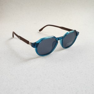 عینک آفتابی پلاریزه پلیس.jpg