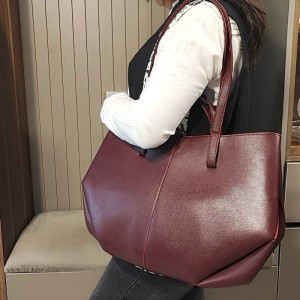 کیف چرمی بزرگ ترند.jpg