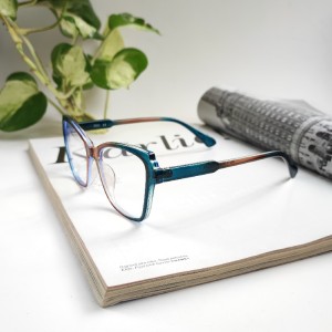 عینک بلوکات گربه‌ای زنانه.jpg