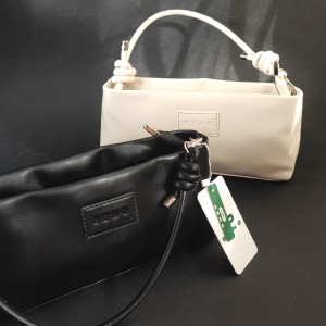 کیف چرمی زنانه برند بنو (Beno) رنگبندی.jpg