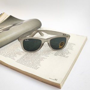 عینک آفتابی ویفرر یونیسکس طرح Ray-Ban.jpg