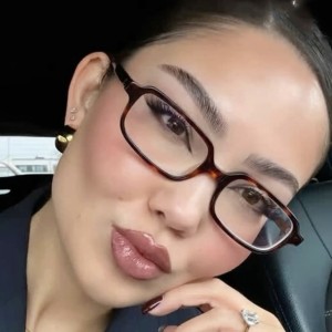 عینک های کپی طبی و بلوکات miumiu