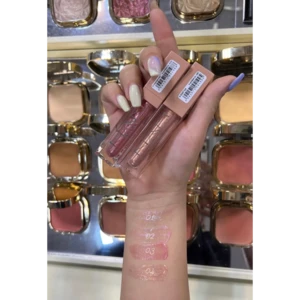 رژ حجم دهنده