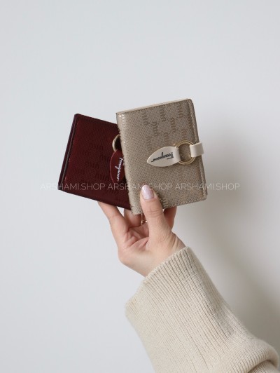 کیف پول و جاکارتی میو