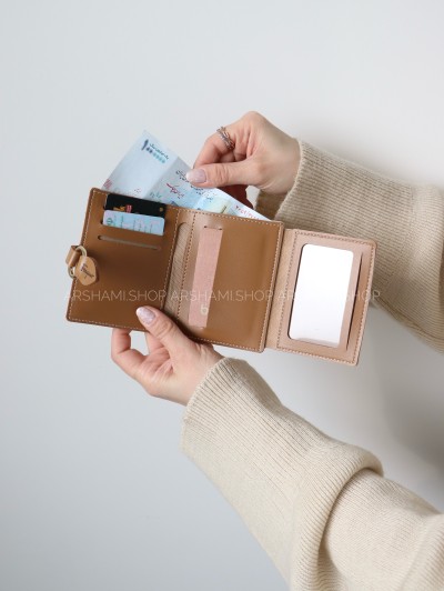 کیف پول و جاکارتی میو