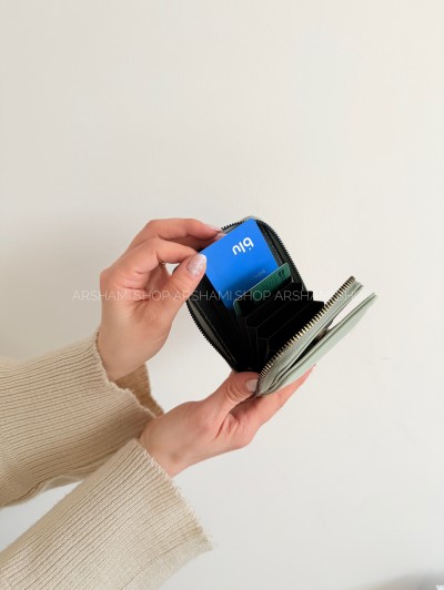 کیف پول و جاکارتی کارول