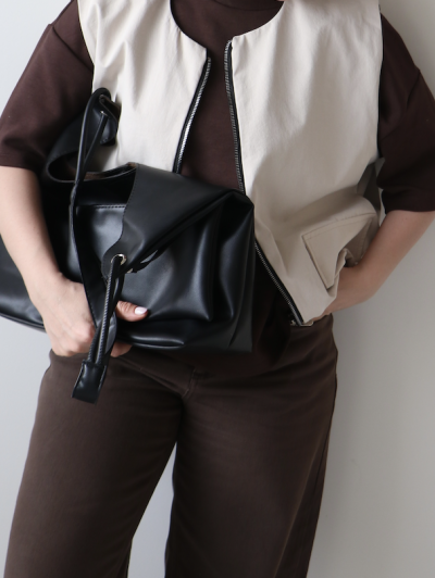 کیف بزرگ میترا