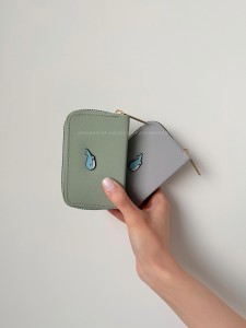 جاکارتی دخترانه وال