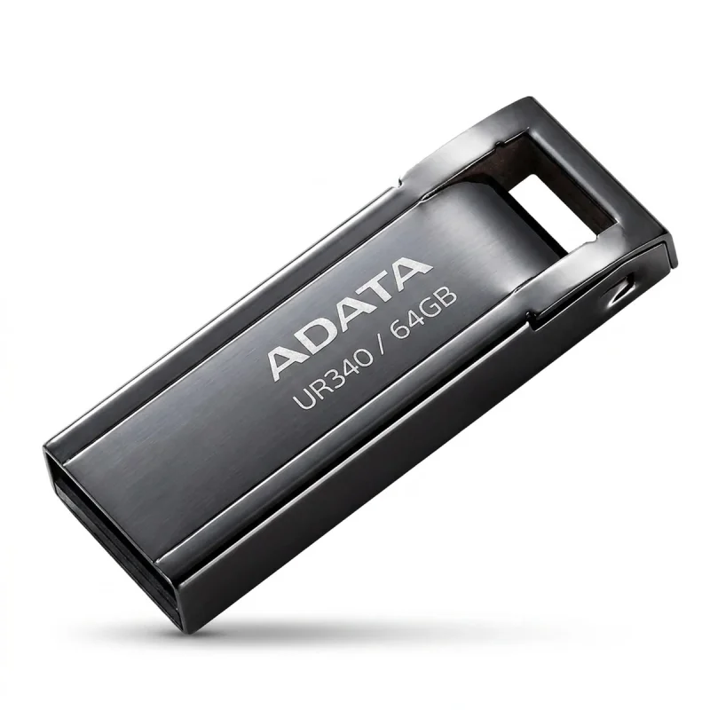 فلش مموری ای دیتا مدل UR340 ظرفیت 64 گیگابایت با بدنه فلزی، رابط USB 3.2 Gen1 Type-A، سرعت انتقال 100 مگابایت بر ثانیه و پشتیبانی از سیستم‌عامل‌های ویندوز، مک و لینوکس