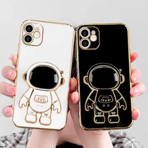 کاور گاردتک اساک مدل Astronaut Strap مناسب برای گوشی موبایل اپل iPhone 12 به همراه بند