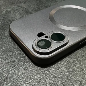 کاور گاردتک مدل QSeries مناسب برای گوشی موبایل اپل iPhone 16