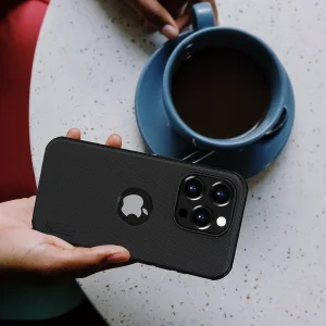 کاور نیلکین مدل  Frosted Shiled Pro LogoCut مناسب برای گوشی موبایل اپل IPhone 15 Pro Max