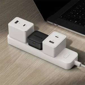 شارژر دیواری 20 وات بیسوس مدل Palm Mini