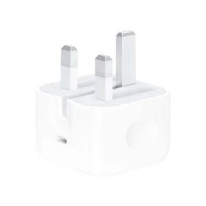 شارژر دیواری 20 وات یوگرین مدل CD137-70297 به همراه کابل تبدیل لایتنینگ