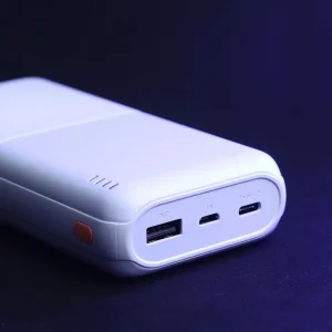 پاوربانک 12 وات ریمکس مدل RPP-26 ظرفیت 20000 میلی آمپر ساعت