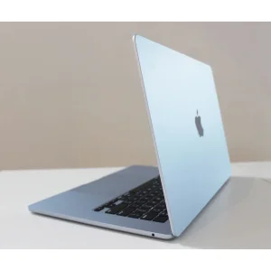 لپ‌تاپ اپل مدل MacBook Air MC7A4 2025 LLA با پردازنده Apple M4، رم 16GB، حافظه SSD با ظرفیت 256GB، نمایشگر 15.3 اینچ Retina، دارای نور پس‌زمینه کیبورد، حسگر اثر انگشت، سیستم‌عامل Apple Mac OS