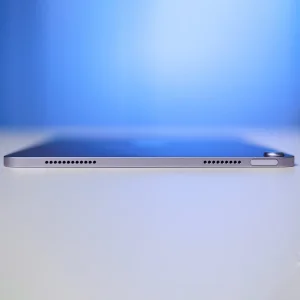 تبلت 11 اینچ اپل مدل iPad Air 2026 M4 Wi-Fi ظرفیت 1 ترابایت و رم 12 گیگابایت، رزولوشن دوربین اصلی ۱۲ مگاپیکسل، پشتیبانی از قلم و کیبورد