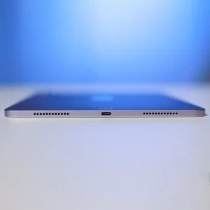تبلت 11 اینچ اپل مدل iPad Air 2026 M4 Wi-Fi ظرفیت 1 ترابایت و رم 12 گیگابایت، رزولوشن دوربین اصلی ۱۲ مگاپیکسل، پشتیبانی از قلم و کیبورد