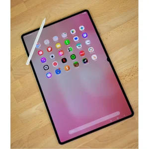 تبلت ۱۴.۶ اینچ سامسونگ مدل Galaxy Tab S11 Ultra ظرفیت 256 گیگابایت و رم 12 گیگابایت، قابلیت پشتیبانی از سیم کارت، رزولوشن دوربین ۱۳ مگاپیکسل، پشتیبانی از قلم و کیبورد