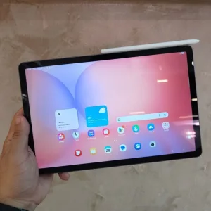 تبلت 10.9 اینچ سامسونگ مدل Galaxy Tab S10 Lite 5G با ظرفیت 128 گیگابایت و رم 6 گیگابایت، قابلیت پشتیبانی از سیم‌ کارت، رزولوشن دوربین اصلی ۸ مگاپیکسل، پشتیبانی از قلم
