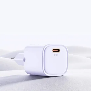 شارژر دیواری 20 وات مک دودو مدل CH-469 به همراه کابل تبدیل USB-C به لایتنینگ