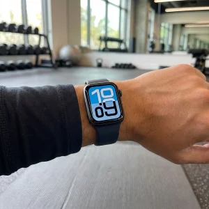 ساعت هوشمند 40 میلی متری اپل مدل SE 3 Aluminum Case با بند سیلیکونی