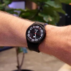 ساعت هوشمند 43 میلی‌متری سامسونگ مدل Galaxy Watch 6 Classic با بند سیلیکونی