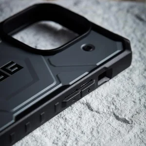 کاور أربن آرمور گیر مدل RUGGED PATHFINDER MagSafe مناسب برای گوشی موبایل اپل iPhone 14 Pro Max