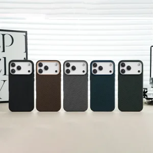 کاور اپیکوی مدل  SlimCarbon Texture Magnetic مناسب برای گوشی موبایل اپل iPhone 17 Pro Max