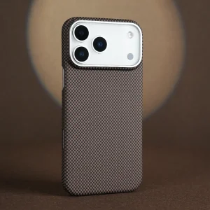 کاور اپیکوی مدل  SlimCarbon Texture Magnetic مناسب برای گوشی موبایل اپل iPhone 17 Pro Max