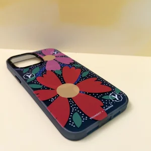 کاور یانگ کیت مدل Red sunshine flowery smile مناسب برای گوشی موبایل اپل iphone 13 promax