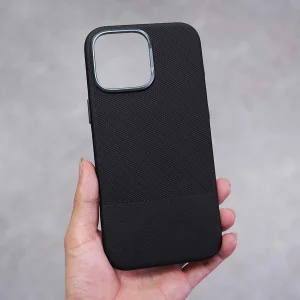 کاور اپیکوی مدل Vegan Leather مناسب برای گوشی موبایل اپل iPhone 17