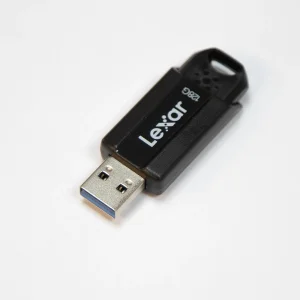 فلش مموری لکسار مدل S80 ظرفیت 128 گیگابایت با رابط USB 3.2 GEN1